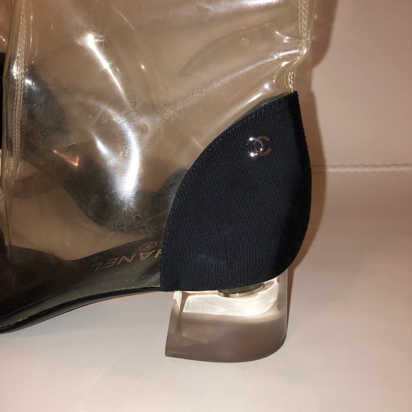 Chanel Vintage Spring Summer 2018 Transparent Black Toe Cap Lucite Heel Boots 38 - Picture 6 of 9